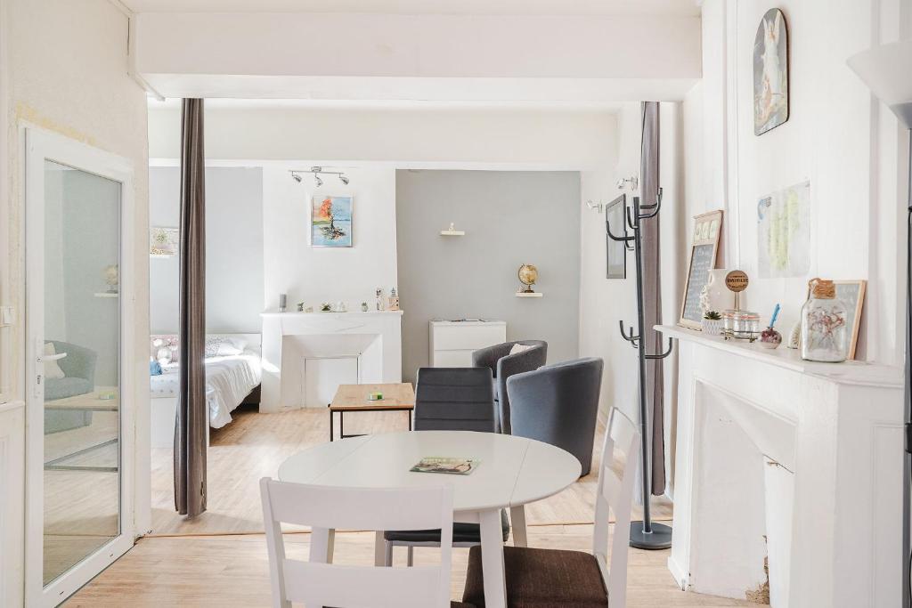 Posezení v ubytování Appartement de caractère hyper centre