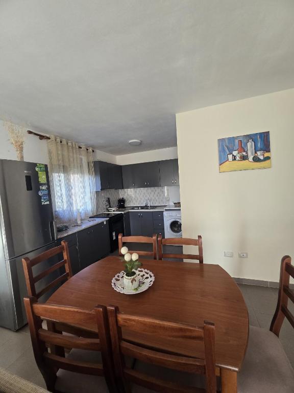 Kuchyň nebo kuchyňský kout v ubytování Villa Eran