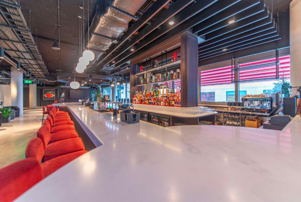 Radisson RED Galway - Resim 23