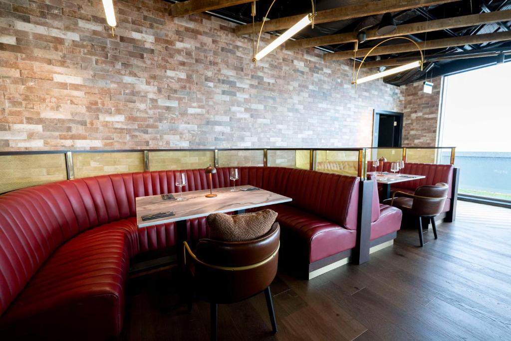 Radisson RED Galway - Resim 34