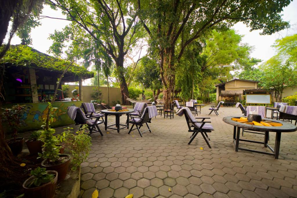 Zahrada ubytování Chitwan Gaida Lodge