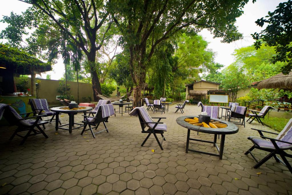 Zahrada ubytování Chitwan Gaida Lodge