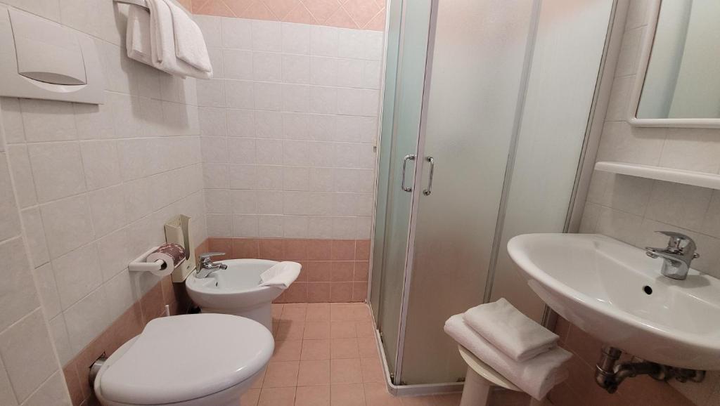 Koupelna v ubytování Hotel Montepiana