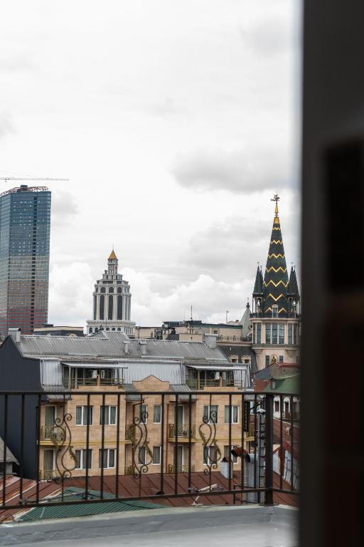 Nespecifikovaný výhled na destinaci Batumi nebo výhled na město při pohledu z hotelu