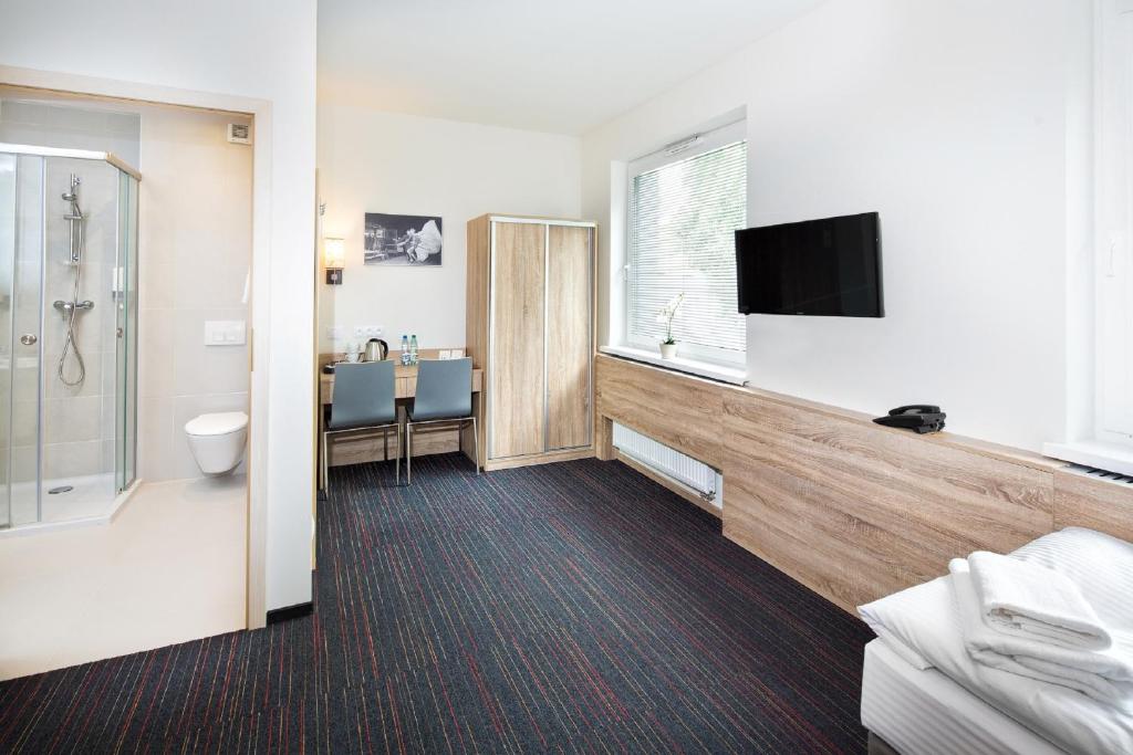 Automobil Hotel - Resim 25