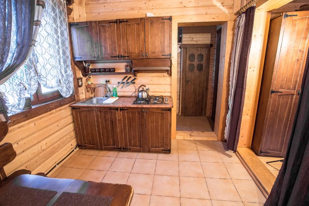 Apart-hotel Vershina - Hütte