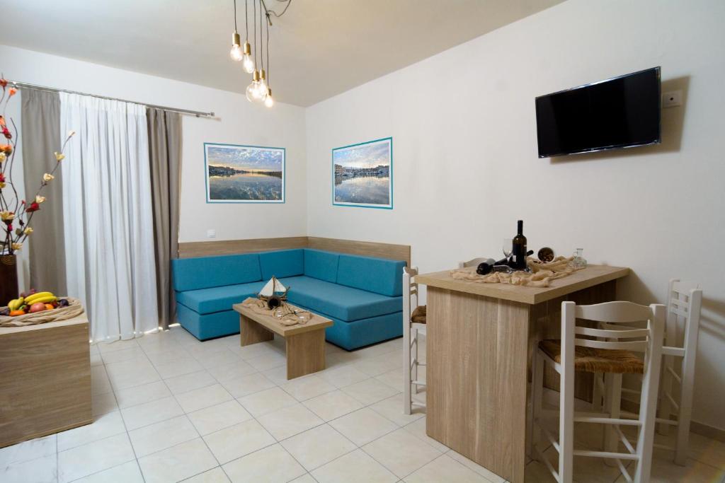 Kosmos A.G.K Studios-Apts - 5