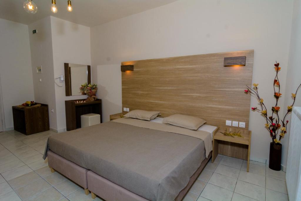 Kosmos A.G.K Studios-Apts - 1