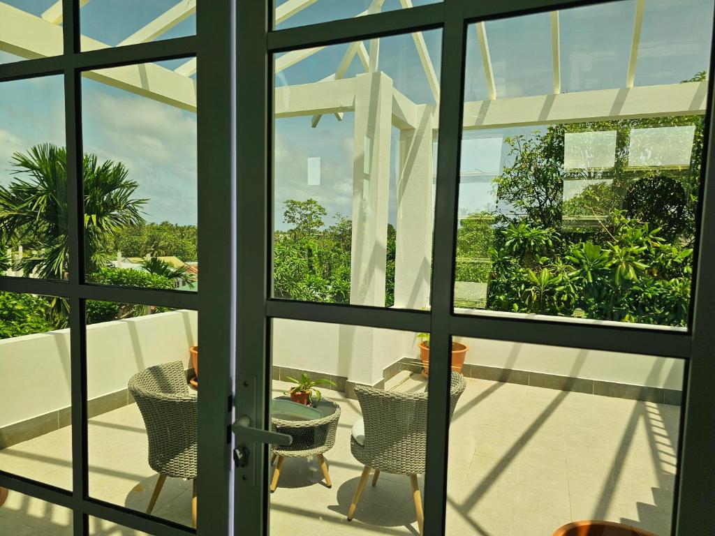 Shams Thoddoo - View 44