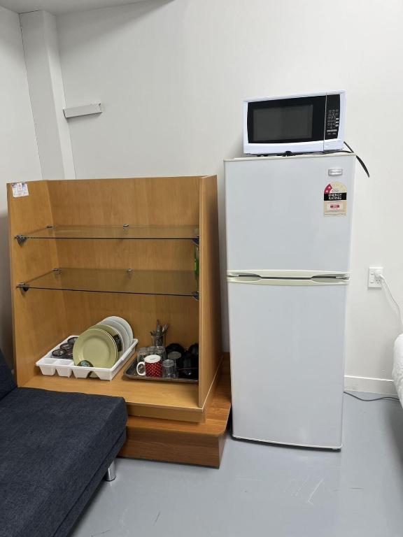 2 Double Beds, 1 Single Bed, 2 Double Sofa Beds in 1 Room, Serviced Suite 6 - Resim 32