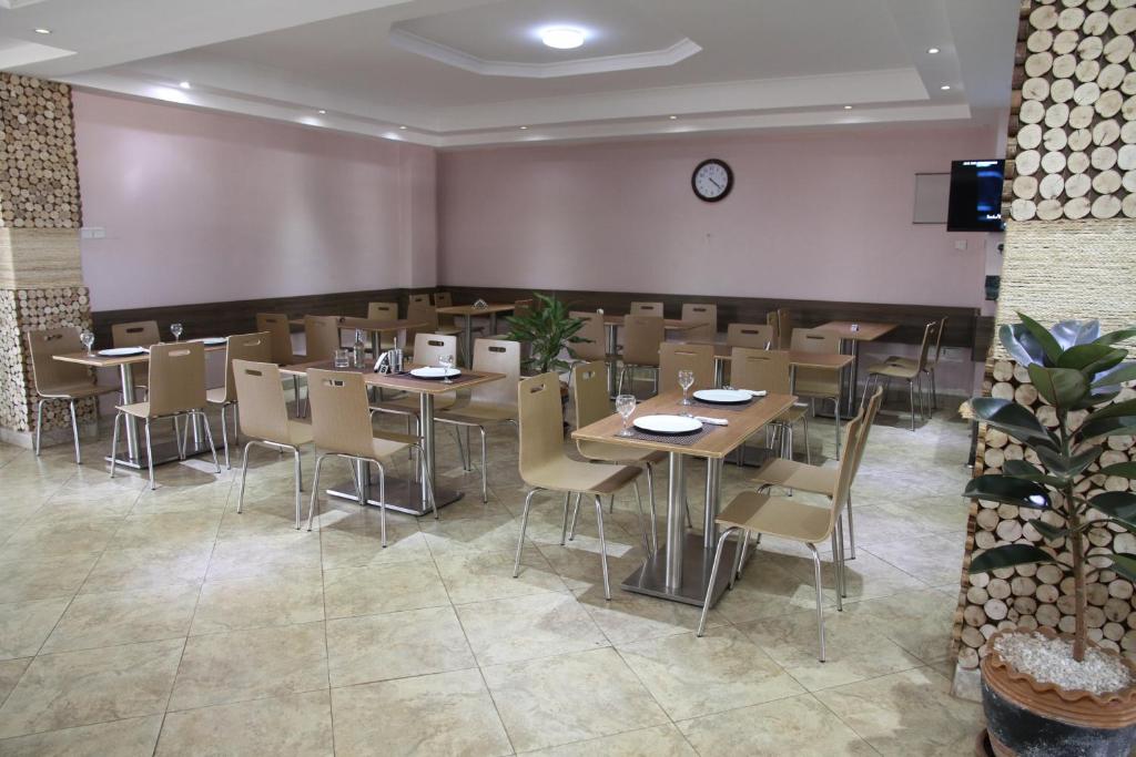 Gallery image of this property