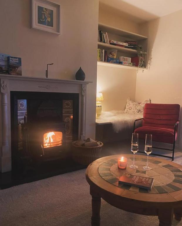 Posezení v ubytování Lilac Lodge - Strandhill Beach House
