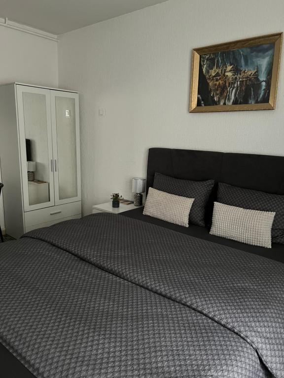 Postel nebo postele na pokoji v ubytování LuxRooms - Hotel type with private jacuzzi