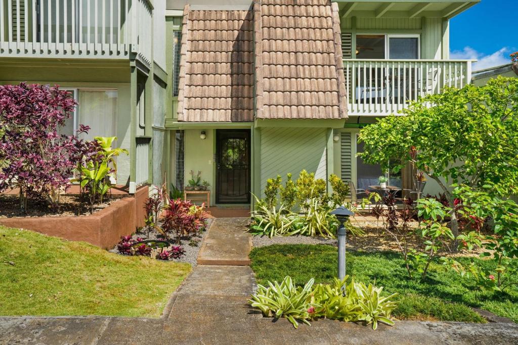 プリンスビルにあるPuamana 6Bの庭のある家