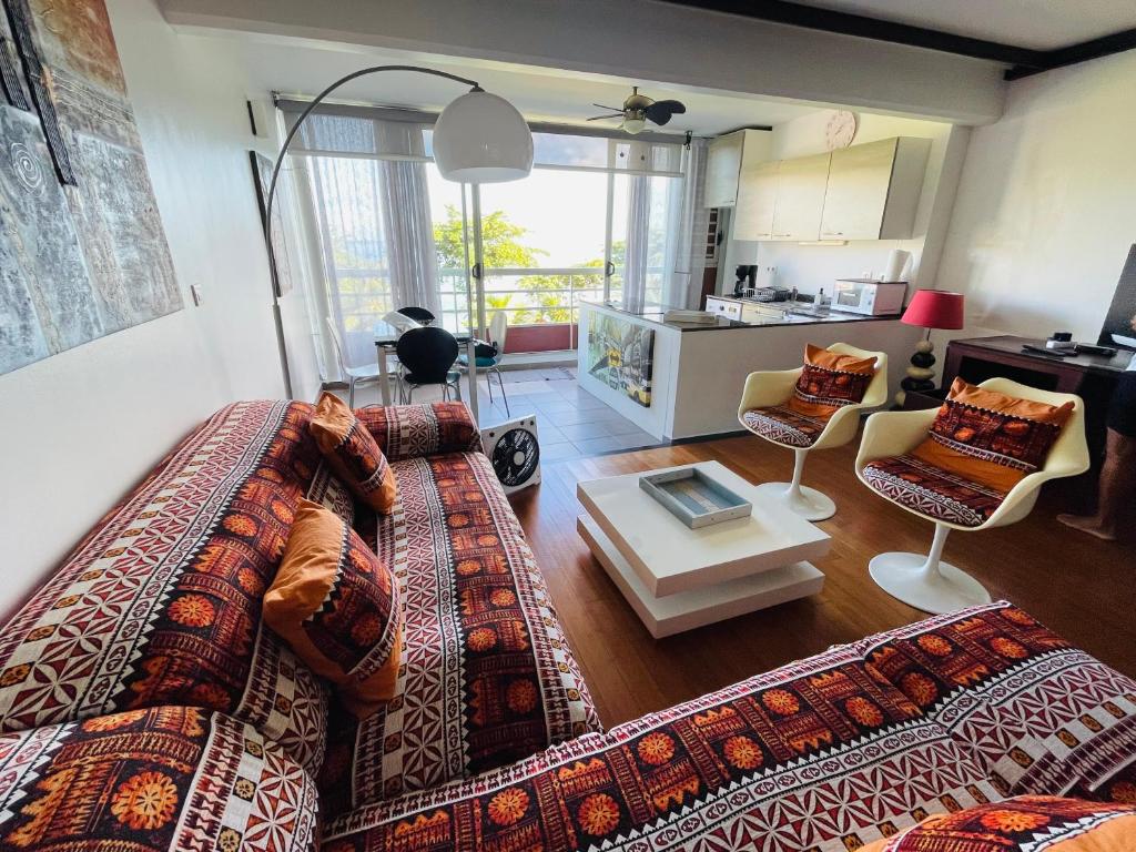 Istumisnurk majutusasutuses Coral suite vue sur mer