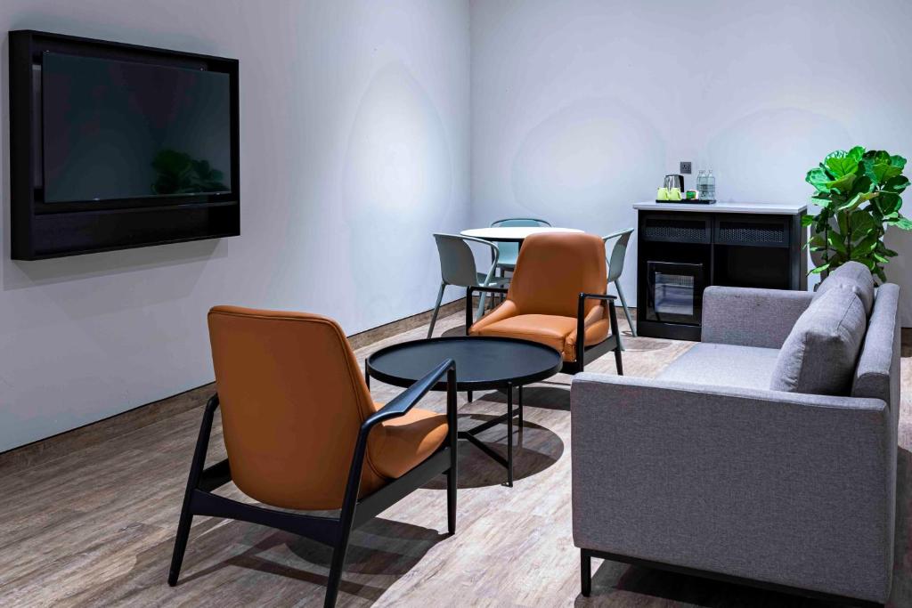 Posezení v ubytování ibis Styles Sepang KLIA