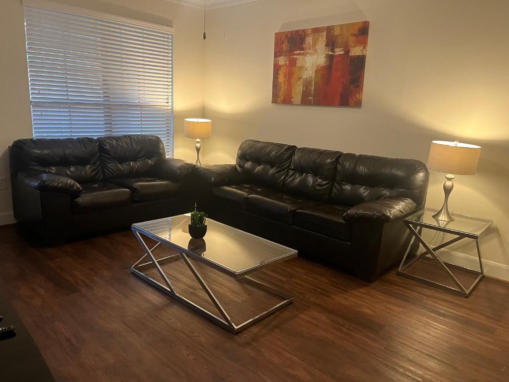 Luxury Fully Furnished Apartments by NASA and Kemah Boardwalk - Appartement 2 Chambres