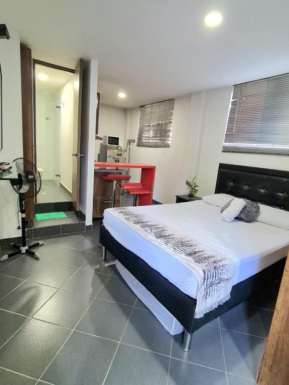 New Cozy Apartment in the Poblado, San Lucas - Wohnung 100A