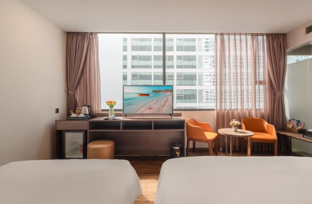 Phòng Deluxe 3 Người Nhìn ra Thành phố