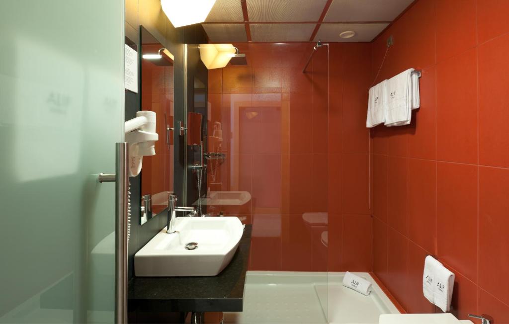 Koupelna v ubytování Hotel Alif Avenidas