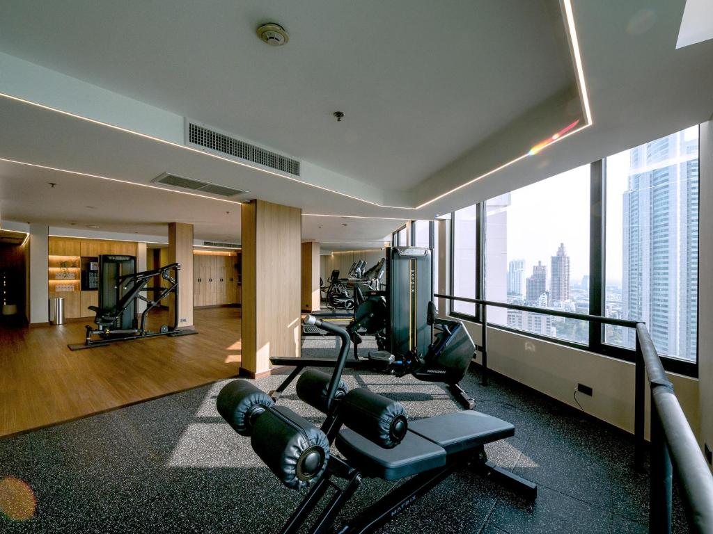 Fitness centrum a/nebo fitness zařízení v ubytování Rembrandt Hotel Bangkok