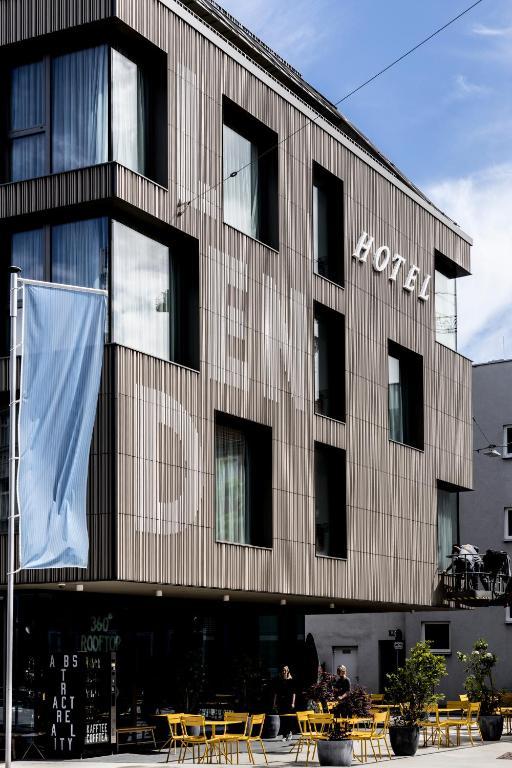 Hoone, kus hotell asub