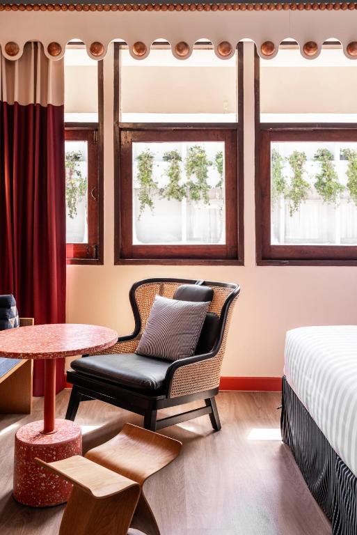 Blu Dock Restel Bangkok - 15