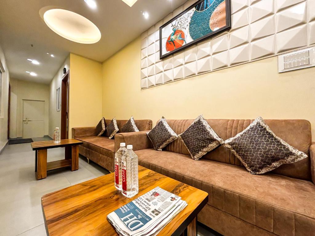Posezení v ubytování Hotel Manas Inn