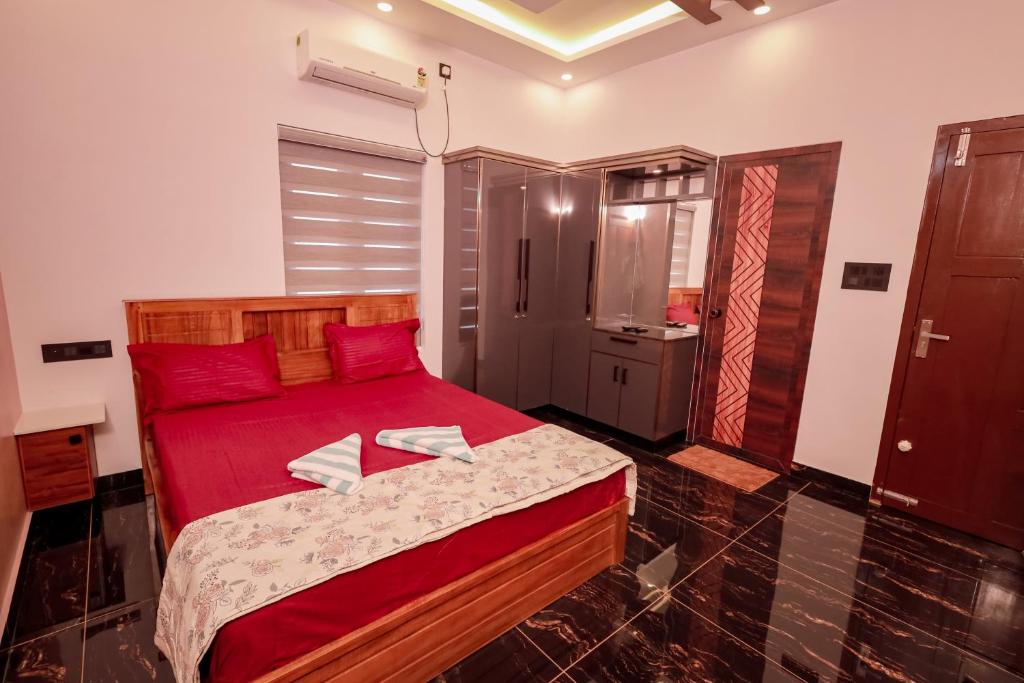 Ένα ή περισσότερα κρεβάτια σε δωμάτιο στο Shivoham Homestay