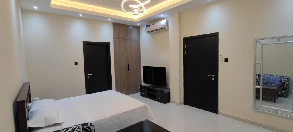 Μια τηλεόραση ή/και κέντρο ψυχαγωγίας στο Villa 6