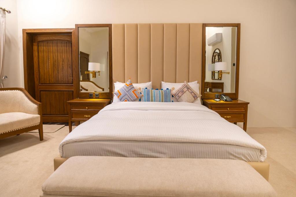 Postel nebo postele na pokoji v ubytování K2 Hotel by Green Pak Skardu