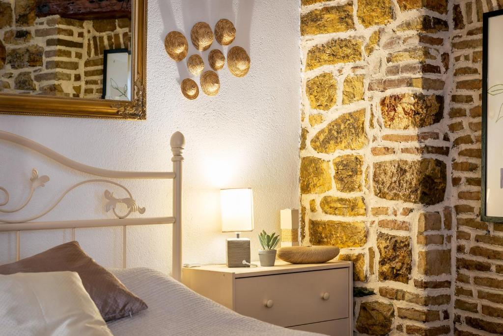 Posteľ alebo postele v izbe v ubytovaní Duplex Apartment Camelia in charming Old town