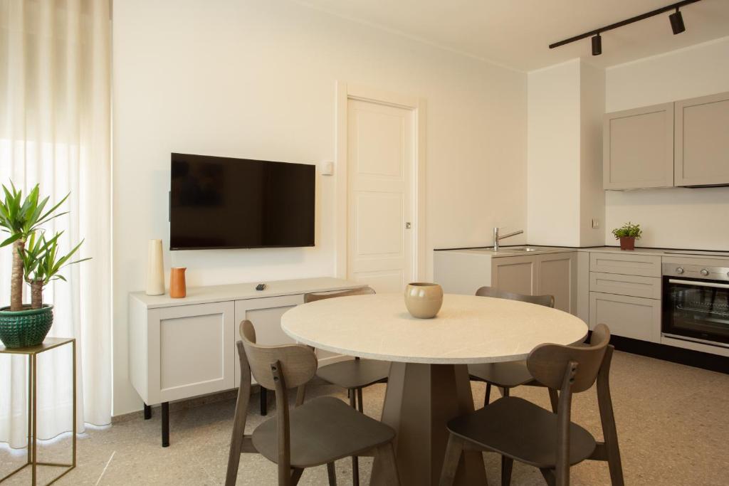 Palazzo Indaco - Two-Bedroom Deluxe Apartment