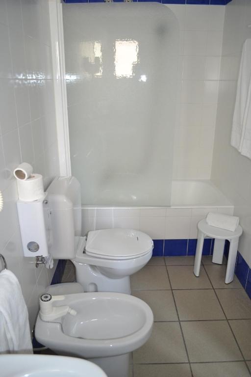 Koupelna v ubytování Hotel S´Aguarda