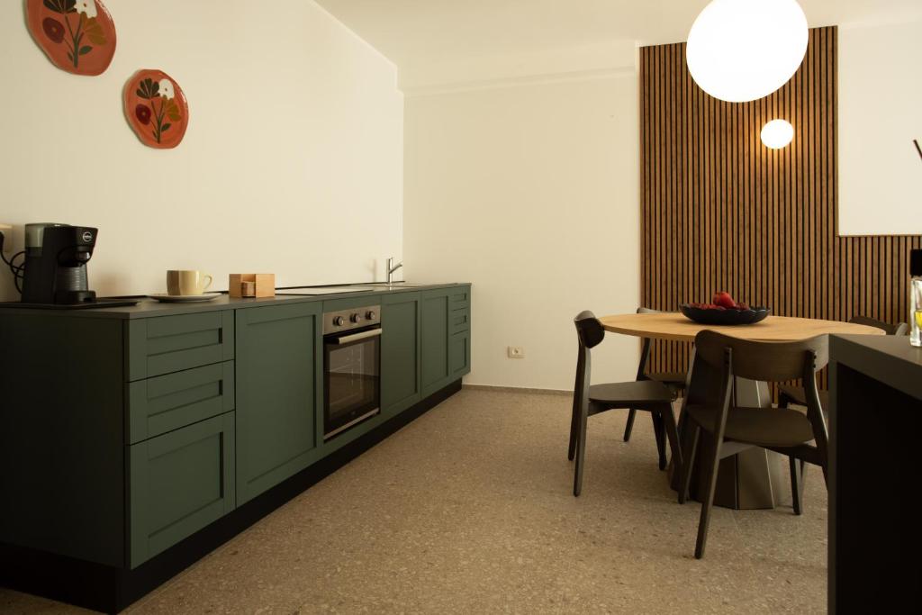 Palazzo Indaco - Two-Bedroom Deluxe Apartment
