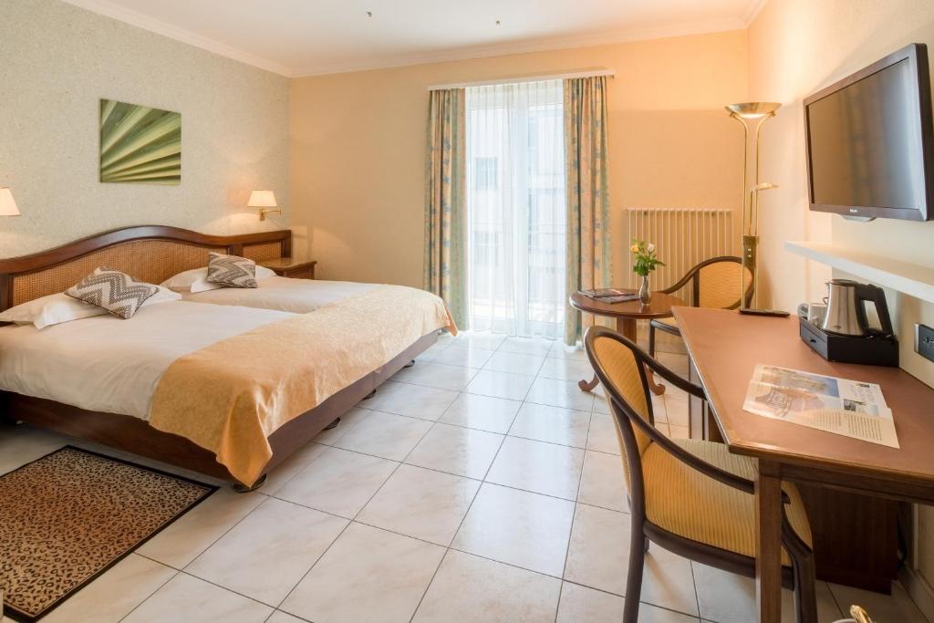 
Executive Twin Room with Balcony 
