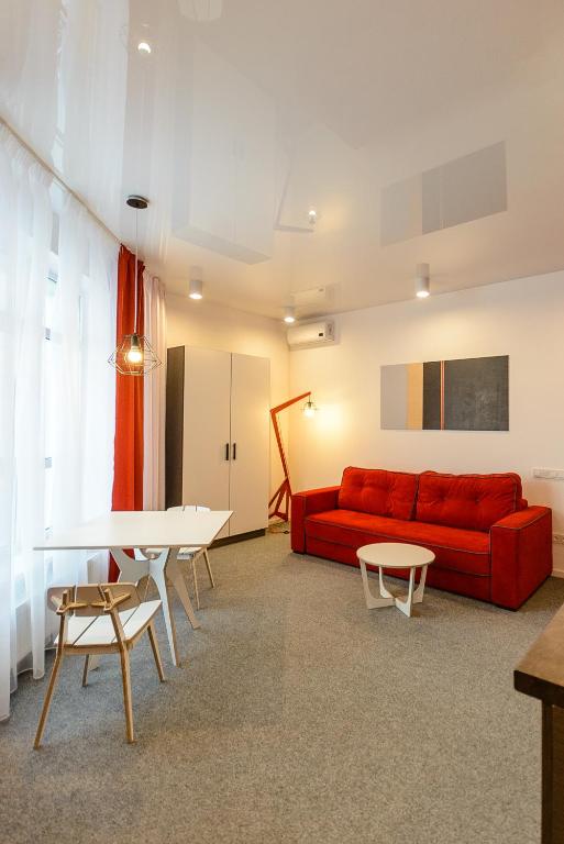 Partner Guest House Klovs'kyi - Apartment With Garden View