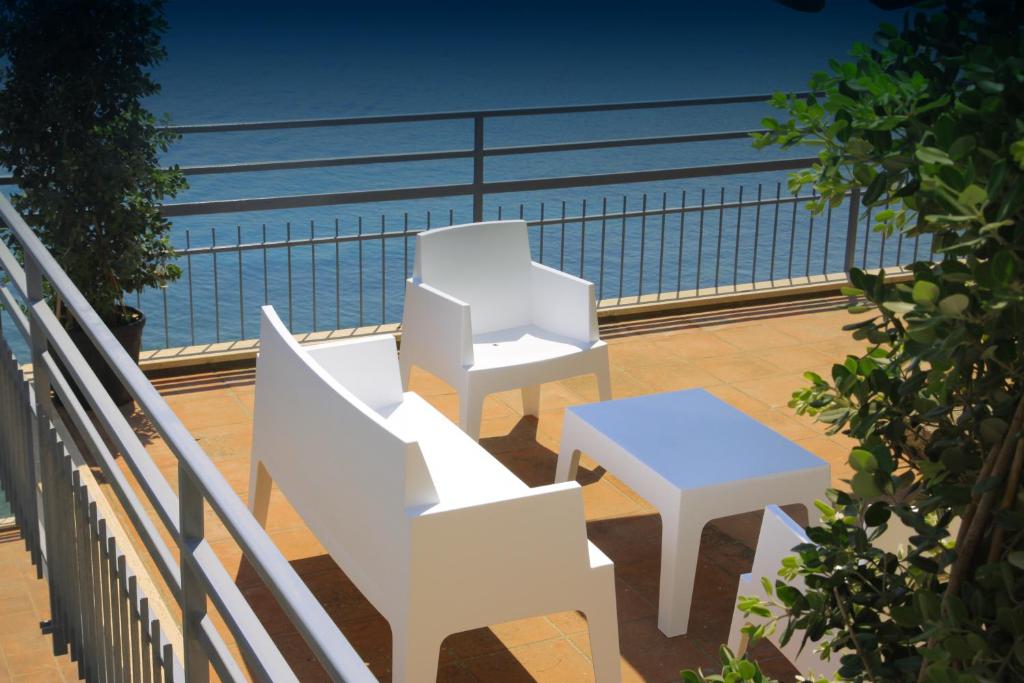 Balkón nebo terasa v ubytování Blue Bay