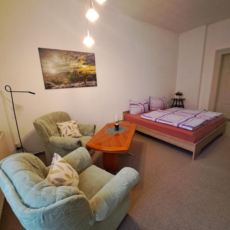 Postel nebo postele na pokoji v ubytování Ferienwohnung Hahn