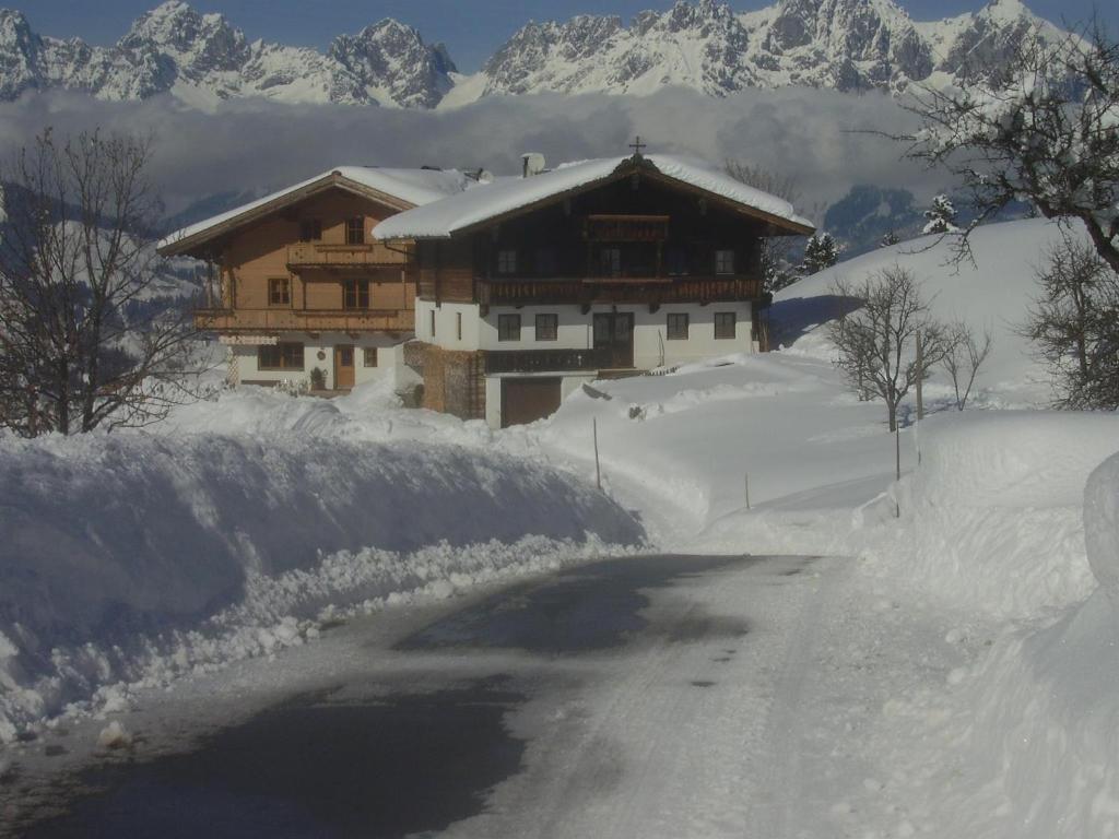 Hahnenkammblick v zimě