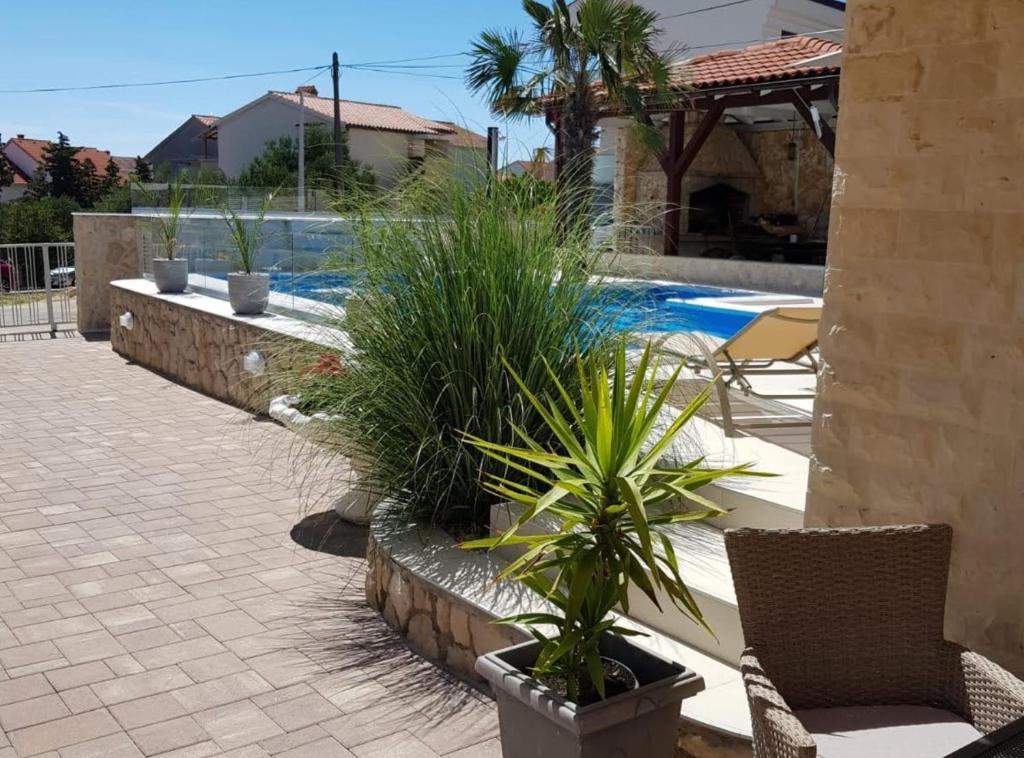 Apartments Golden Horizon with Heated Pool