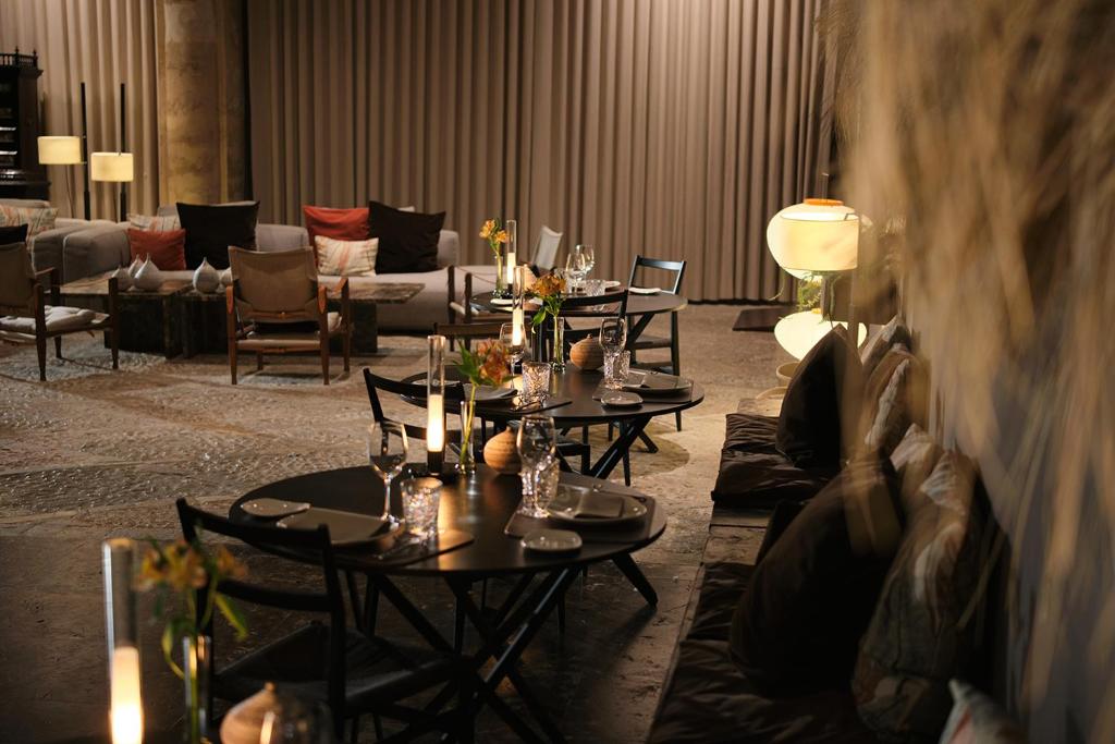 Posezení v ubytování Hotel Can Cera