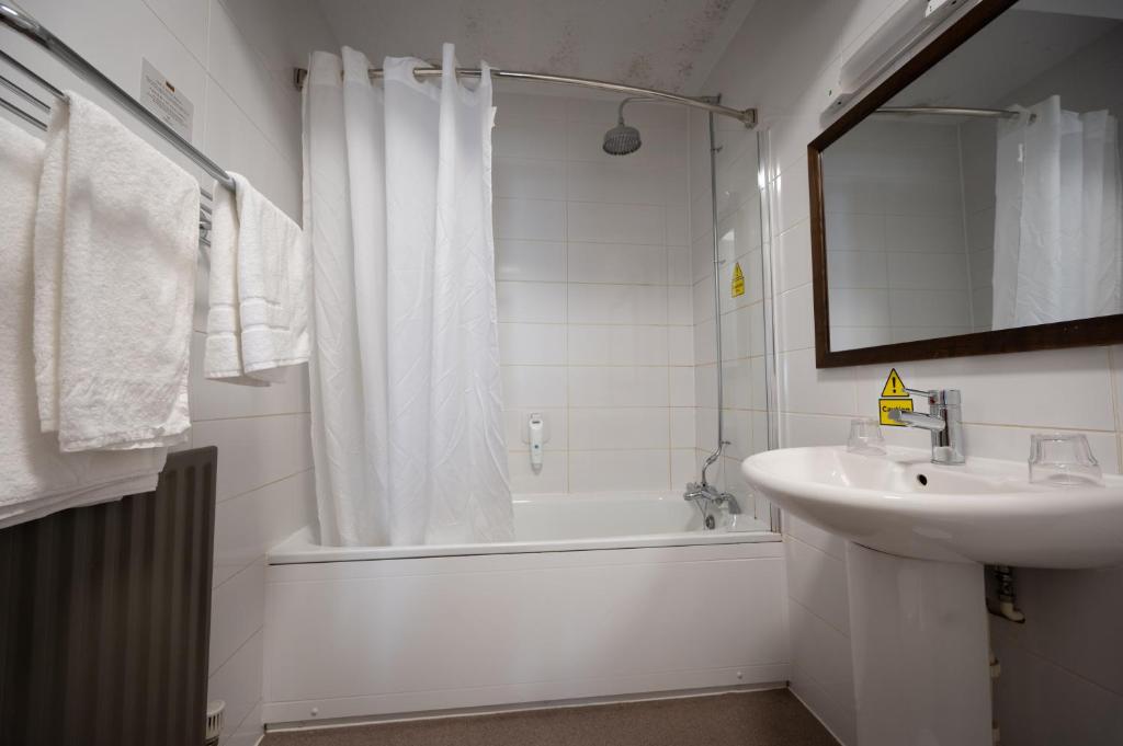 
Family Room with Bathroom
