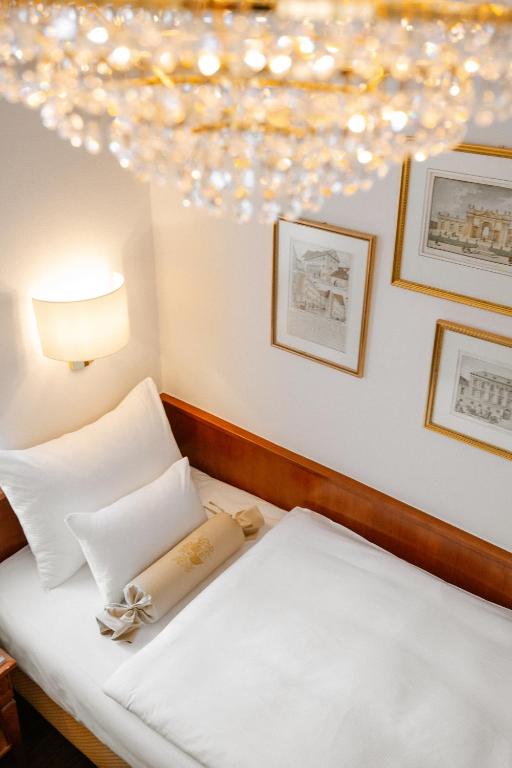 Hotel Stefanie - VIENNA'S OLDEST HOTEL - 2