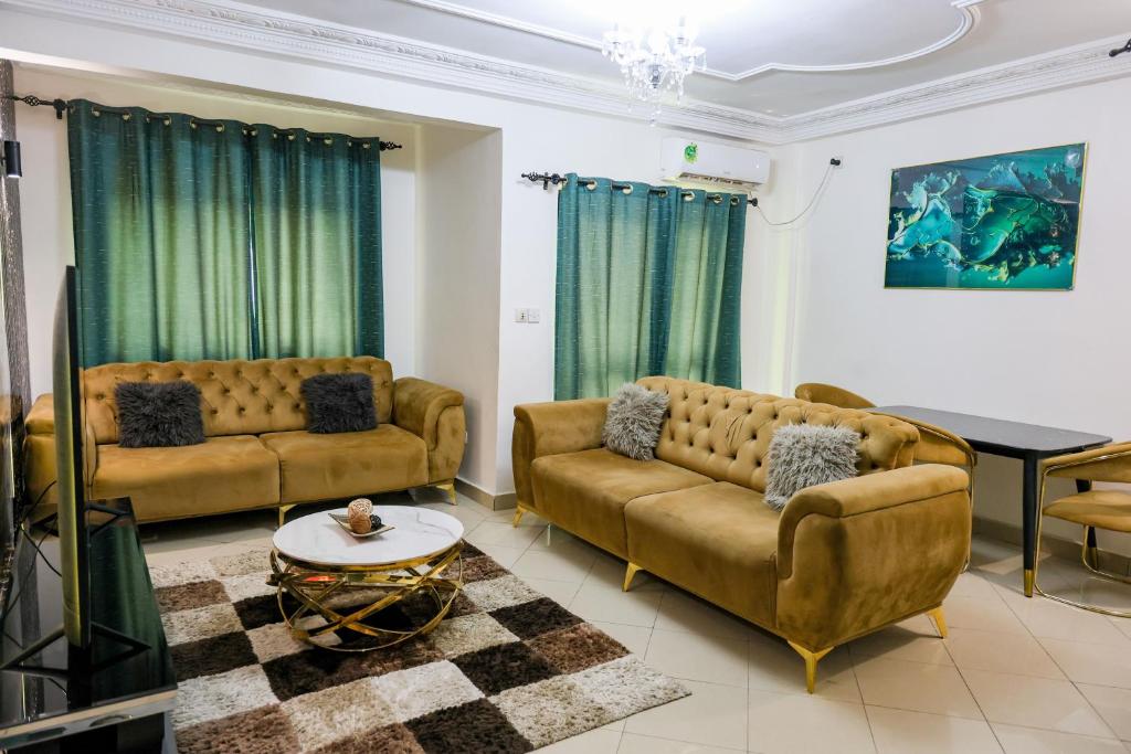 Posezení v ubytování T-Square Residence Makepe