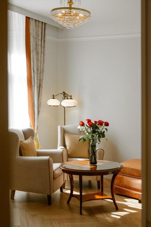 מלון סטפני - Hotel Stefanie – תמונה 4