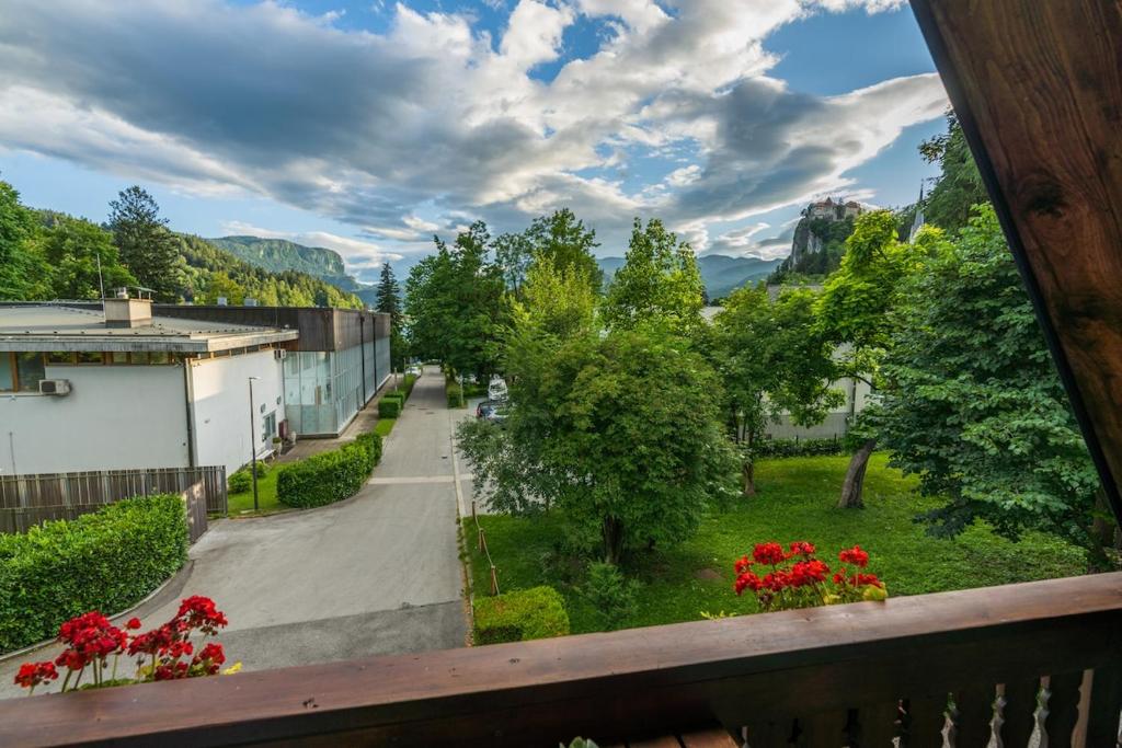 Nespecifikovaný výhled na hory nebo výhled na hory při pohledu z apartmánu