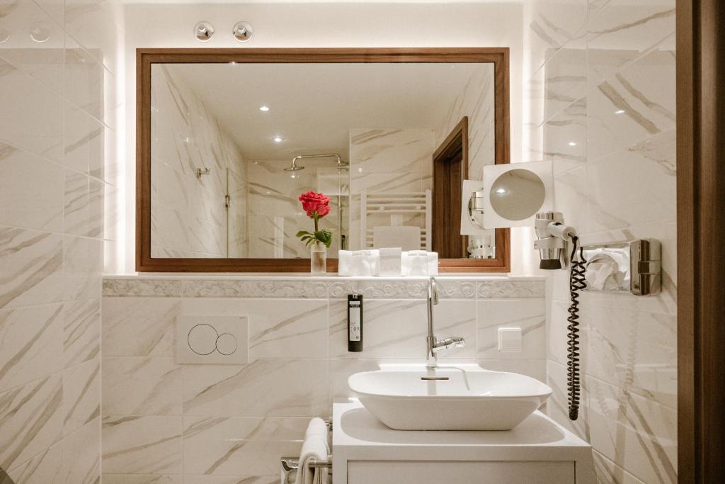 Hotel Stefanie - VIENNA'S OLDEST HOTEL - Resim 43