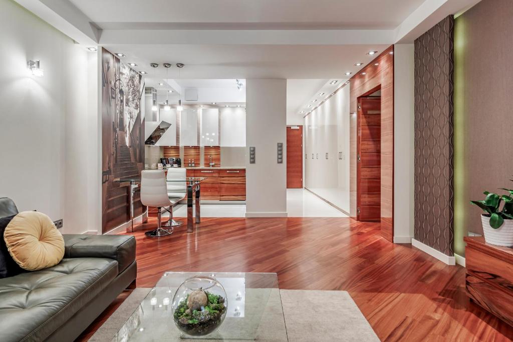 inQse Plus Warsaw Centre - Resim 45