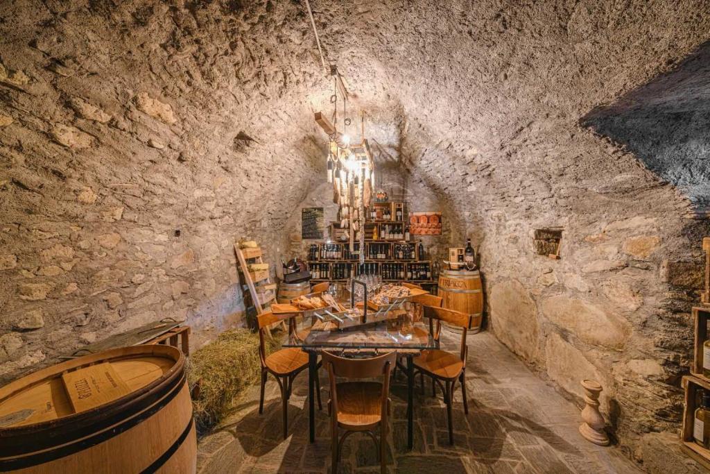 Fotografie z fotogalerie ubytování Albergo Ristorante Grotto Miralago v destinaci Miralago